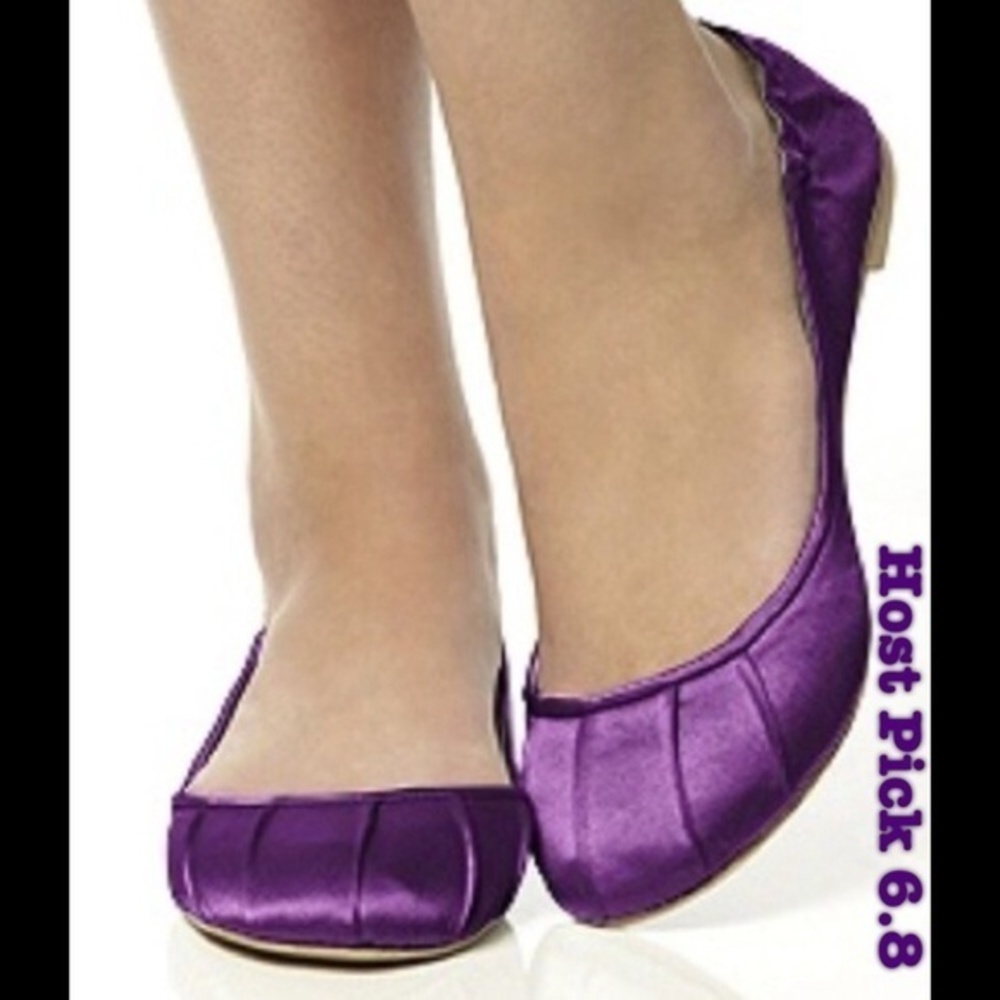 NWOT Dessy Purple Satin Pleated Toe Flats 7 FITS 6